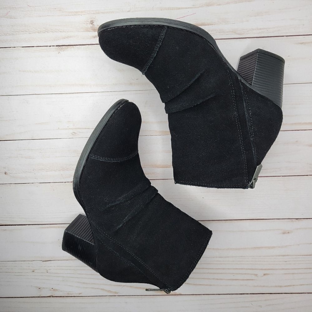 Skechers Black Leather Heeled Booties - Picture 4 of 7